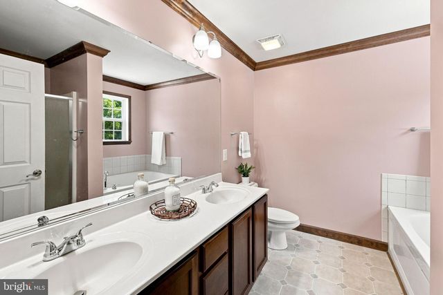 8020 ROBERT E LEE DR, Spotsylvania, VA 22551