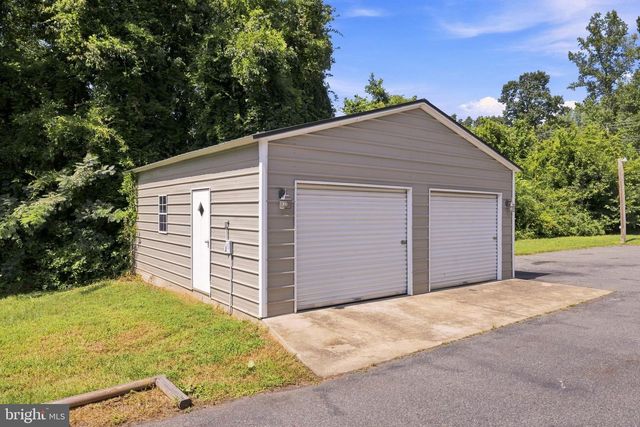 8020 ROBERT E LEE DR, Spotsylvania, VA 22551