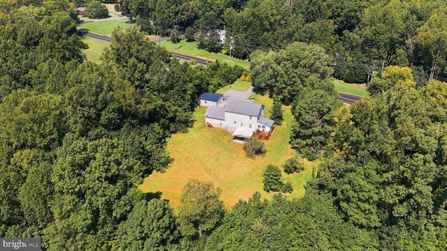 8020 ROBERT E LEE DR, Spotsylvania, VA 22551