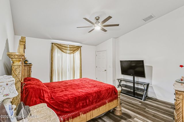 808 Grandeur Street Street SE, Palm Bay, FL 32909