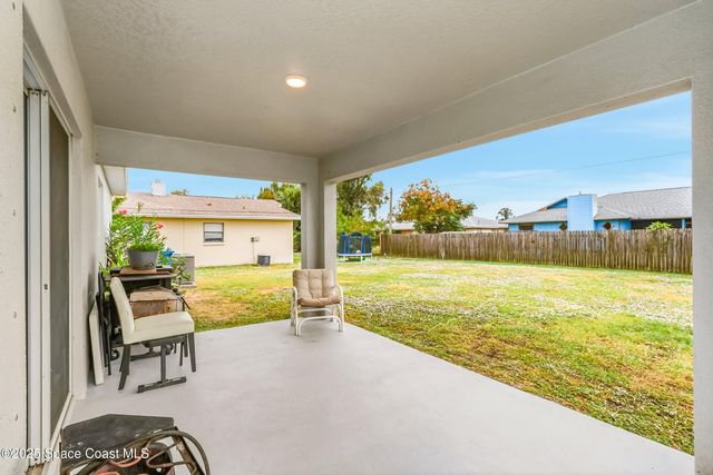 808 Grandeur Street Street SE, Palm Bay, FL 32909