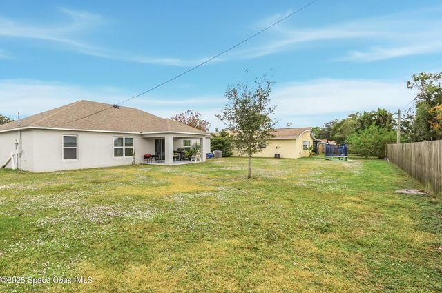 808 Grandeur Street Street SE, Palm Bay, FL 32909