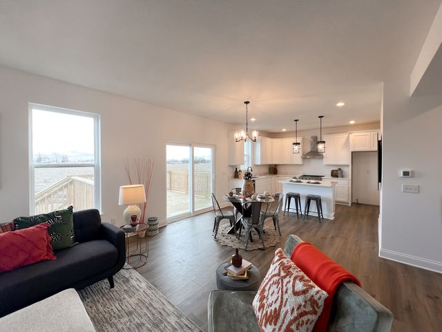 7183 Genesis Way, Bettendorf, IA 52722