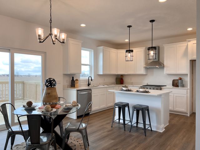 7183 Genesis Way, Bettendorf, IA 52722