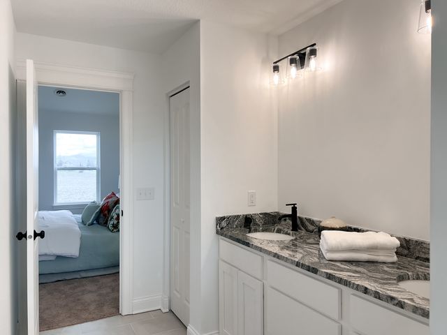 7183 Genesis Way, Bettendorf, IA 52722