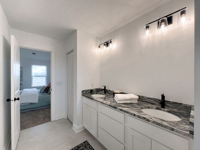 7183 Genesis Way, Bettendorf, IA 52722