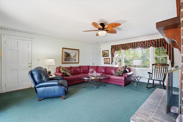34 Sussex Road, Charleston, SC 29407