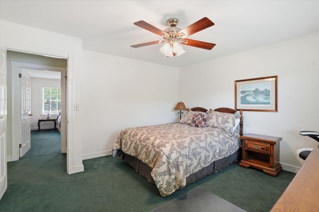 34 Sussex Road, Charleston, SC 29407