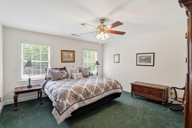 34 Sussex Road, Charleston, SC 29407