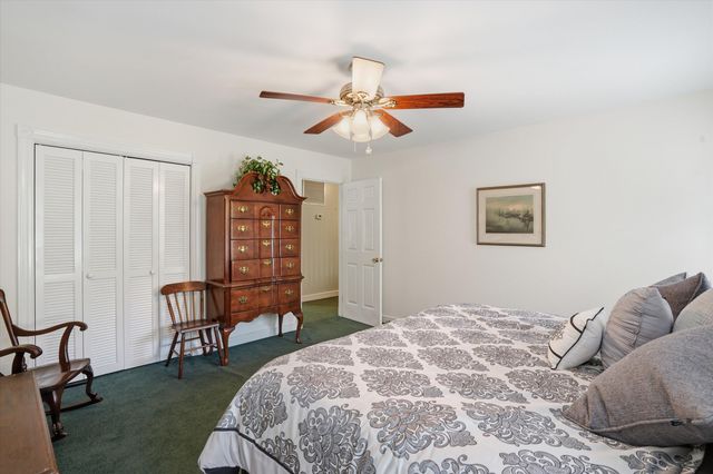 34 Sussex Road, Charleston, SC 29407
