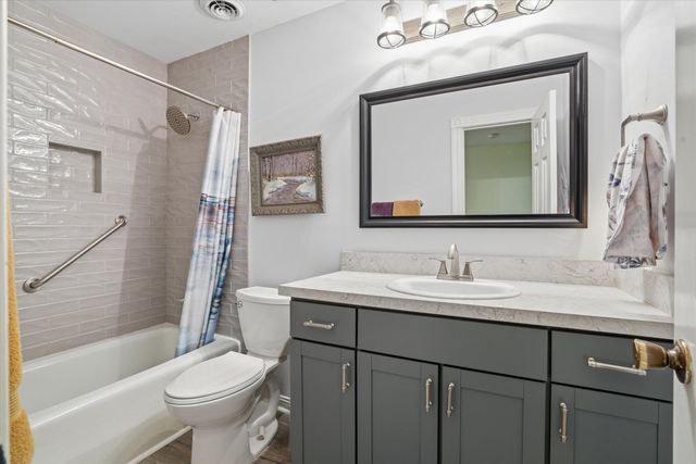 34 Sussex Road, Charleston, SC 29407