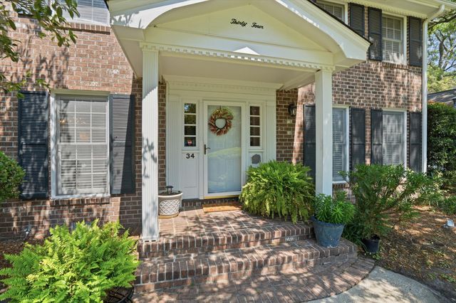 34 Sussex Road, Charleston, SC 29407