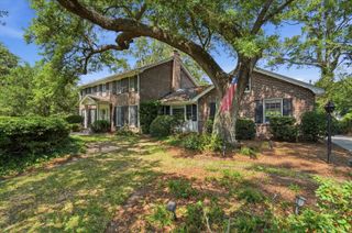 34 Sussex Road, Charleston, SC 29407