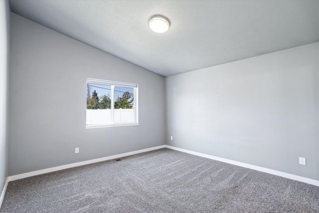 1917 E 6th Ave, Spokane, WA 99202