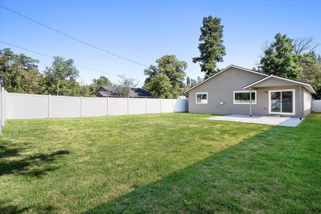 1917 E 6th Ave, Spokane, WA 99202