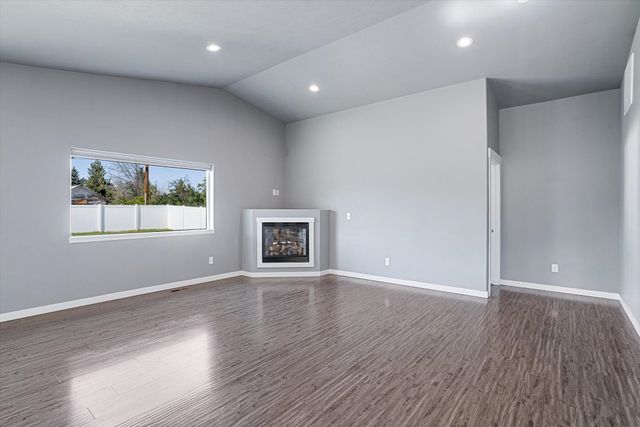 1917 E 6th Ave, Spokane, WA 99202
