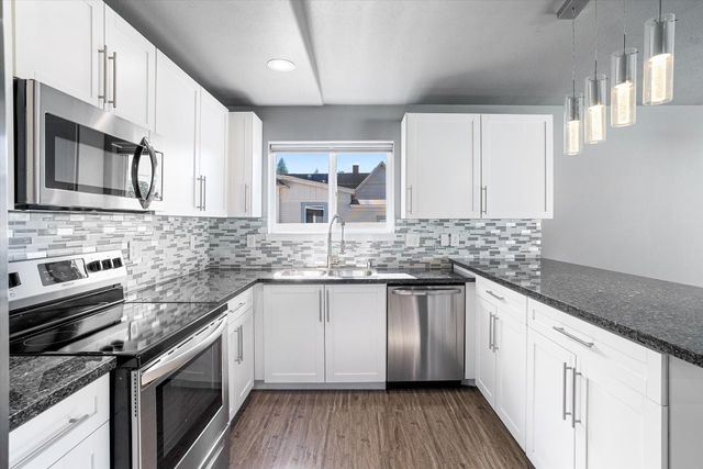 1917 E 6th Ave, Spokane, WA 99202