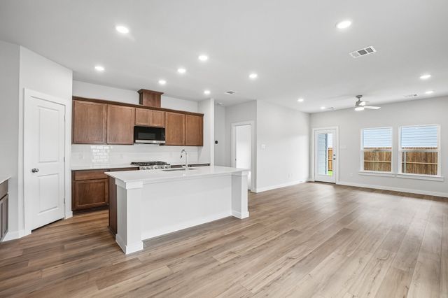 609 Teardrop Court, Royse City, TX 75189