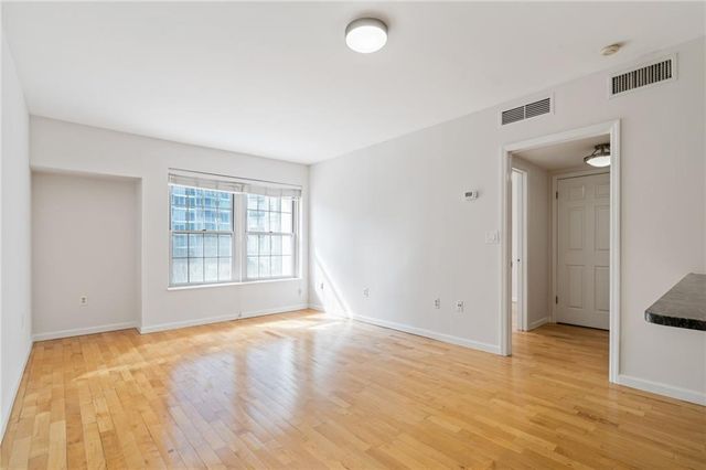 199 14th NE Street 206, Atlanta, GA 30309