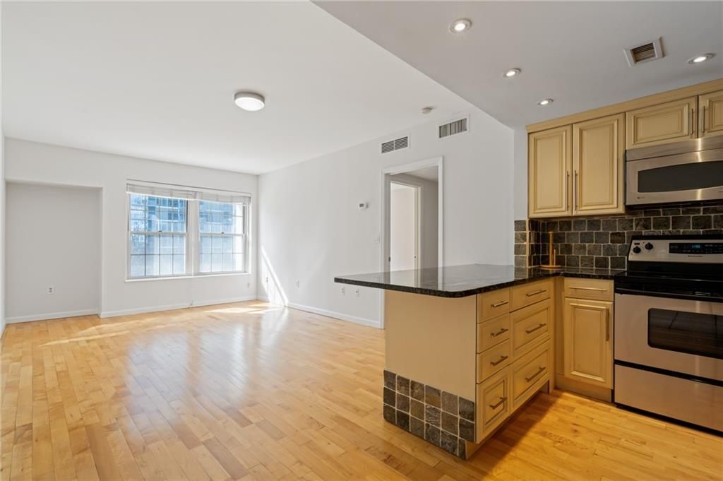 199 14th NE Street 206, Atlanta, GA 30309