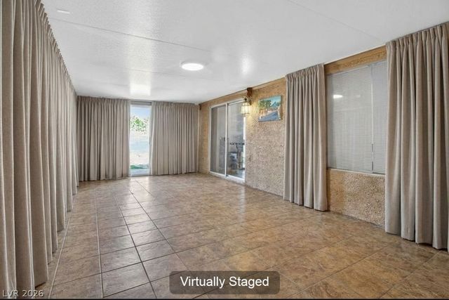 1911 Ginger Blossom Avenue, North Las Vegas, NV 89031