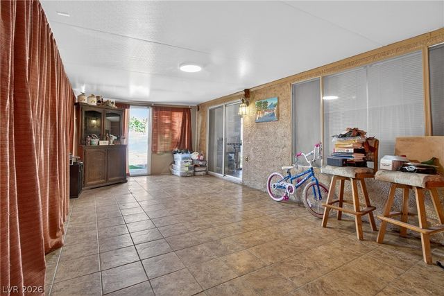 1911 Ginger Blossom Avenue, North Las Vegas, NV 89031