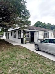 3250 NW 94 Street 0, Miami, FL 33147