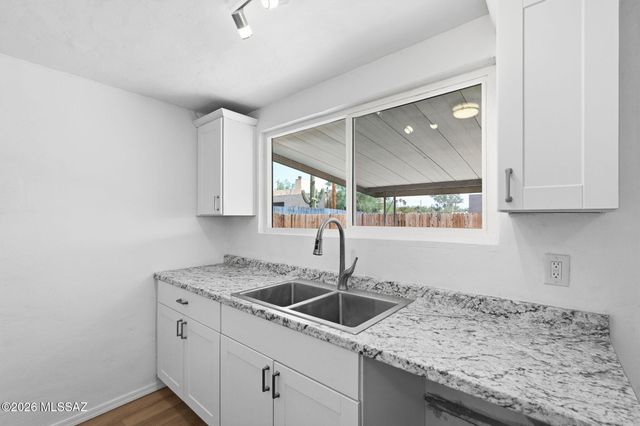 4735 E 4th Street, Tucson, AZ 85711