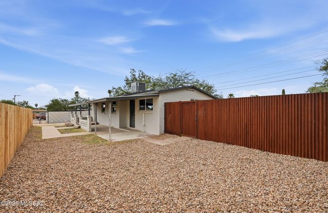 4735 E 4th Street, Tucson, AZ 85711