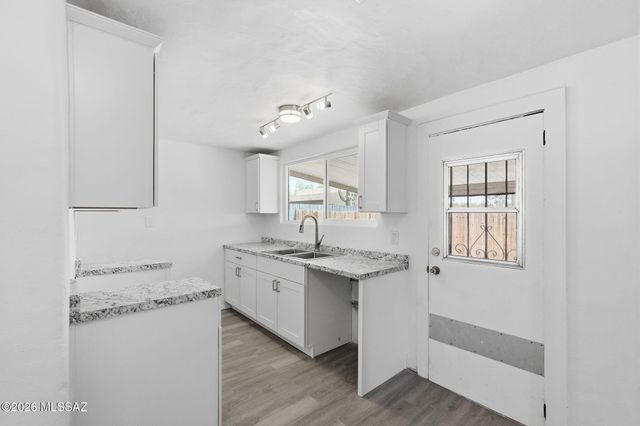4735 E 4th Street, Tucson, AZ 85711
