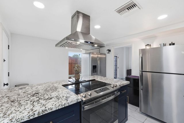 4735 E 4th Street, Tucson, AZ 85711
