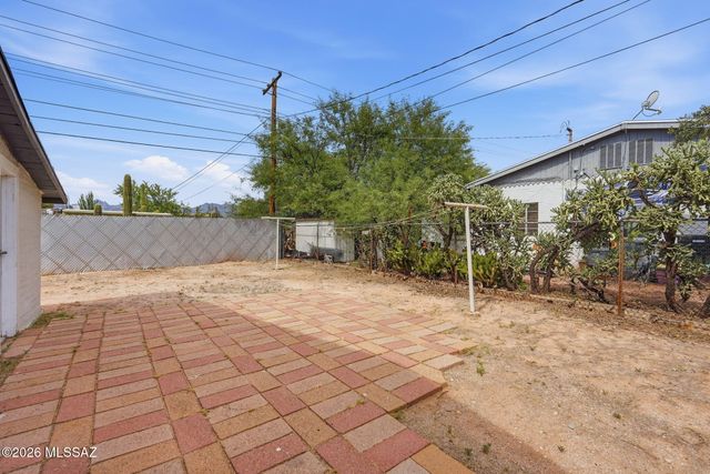 4735 E 4th Street, Tucson, AZ 85711