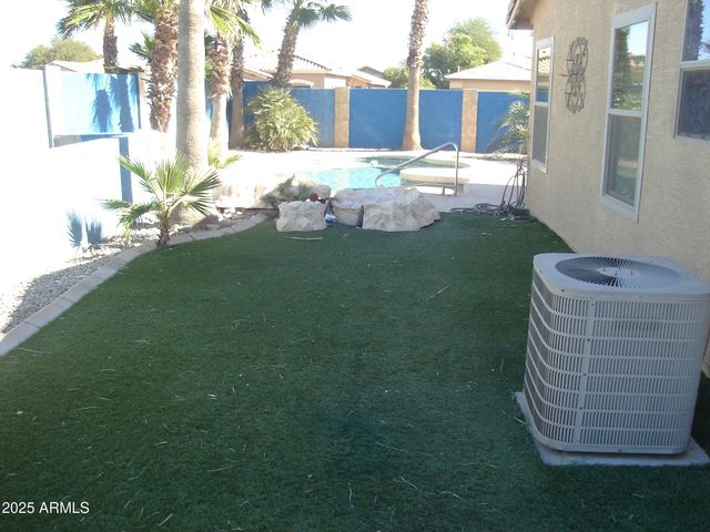 42264 W DESERT FAIRWAYS Drive, Maricopa, AZ 85138