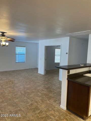 42264 W DESERT FAIRWAYS Drive, Maricopa, AZ 85138