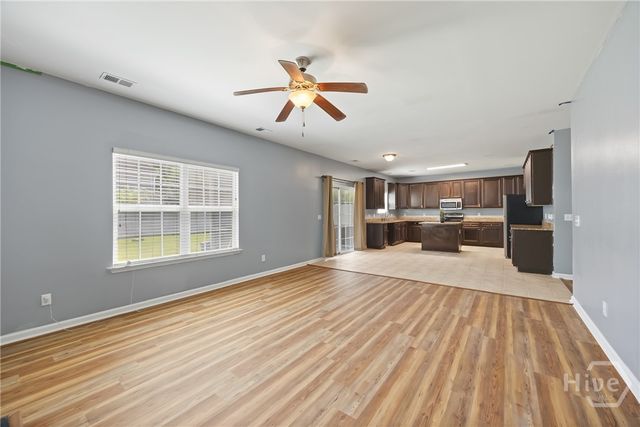 189 Savannah Lane, Richmond Hill, GA 31324
