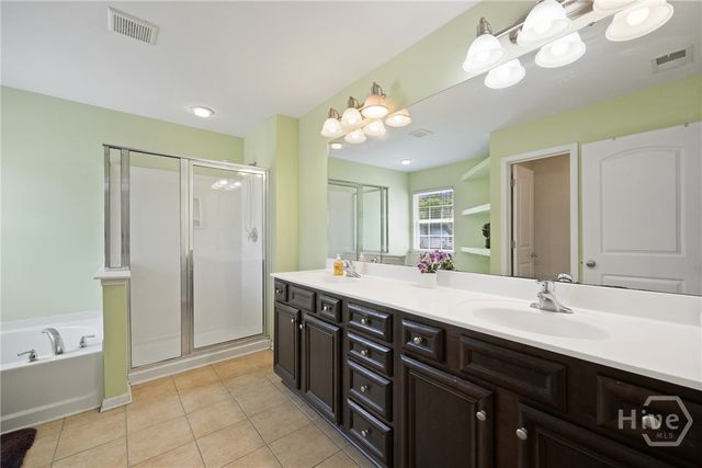 189 Savannah Lane, Richmond Hill, GA 31324