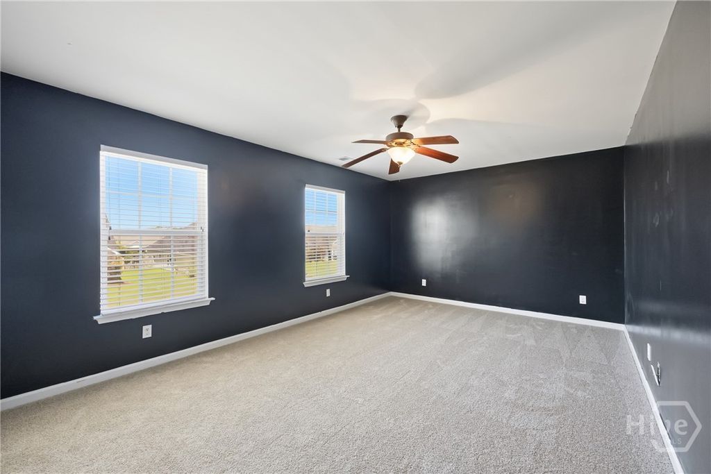 Image 30 of property listing at 189 Savannah Lane, Richmond Hill, GA 31324