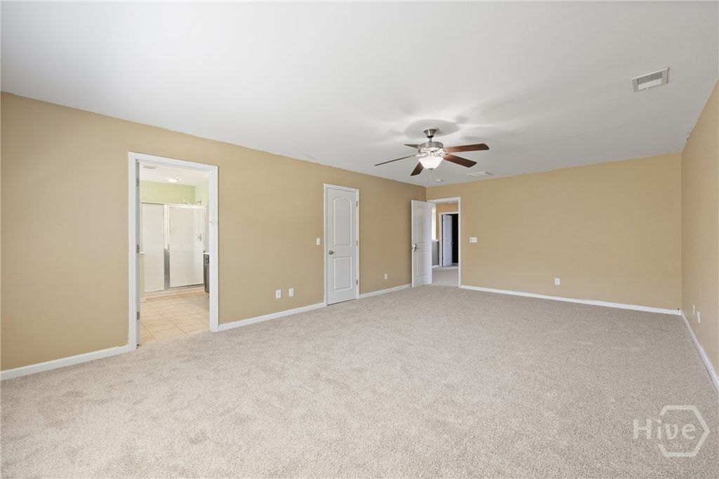 Image 32 of property listing at 189 Savannah Lane, Richmond Hill, GA 31324