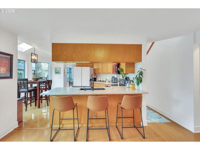 17691 Sw POINTE FOREST Ct, Beaverton, OR 97003