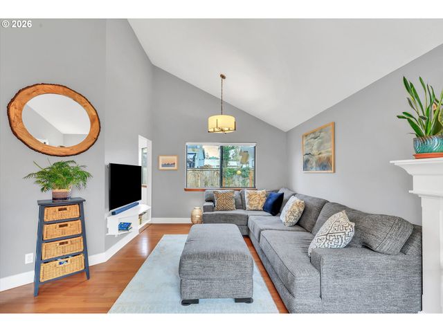 17691 Sw POINTE FOREST Ct, Beaverton, OR 97003