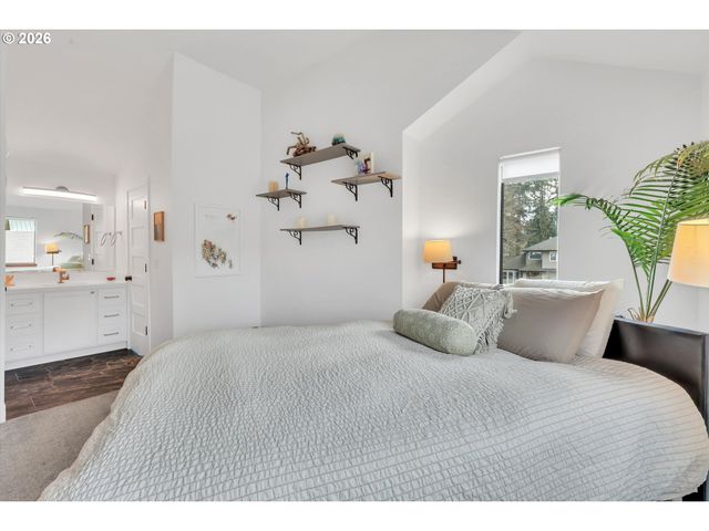 17691 Sw POINTE FOREST Ct, Beaverton, OR 97003