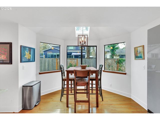 17691 Sw POINTE FOREST Ct, Beaverton, OR 97003