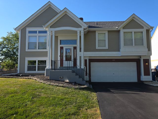 302 Barton Court, Bartlett, IL 60103