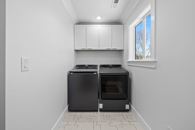 2752 Thompson Station Rd, E, Thompsons Station, TN 37179