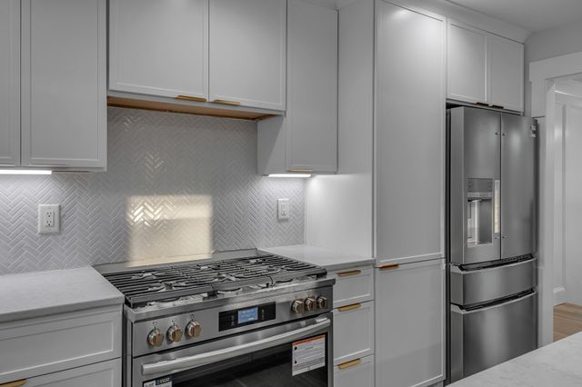 2752 Thompson Station Rd, E, Thompsons Station, TN 37179