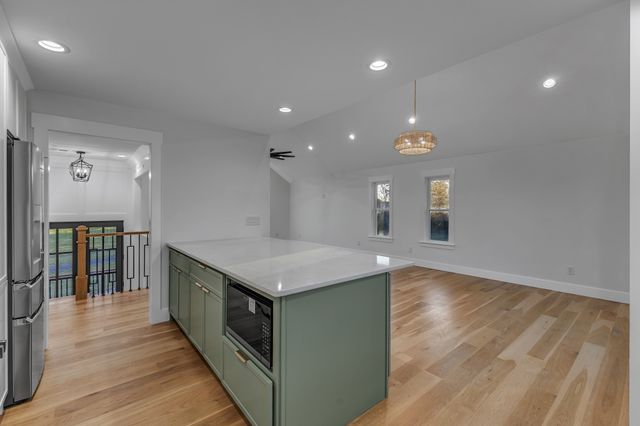 2752 Thompson Station Rd, E, Thompsons Station, TN 37179