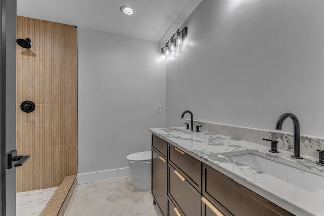 2752 Thompson Station Rd, E, Thompsons Station, TN 37179