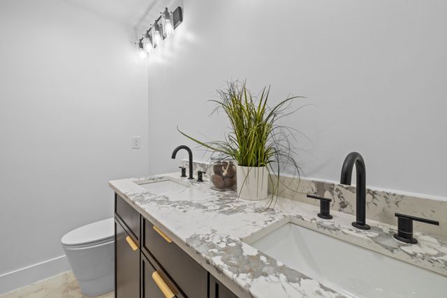 2752 Thompson Station Rd, E, Thompsons Station, TN 37179