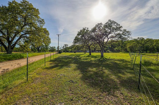 16705 Matlock Loop Road, Cottonwood, CA 96022