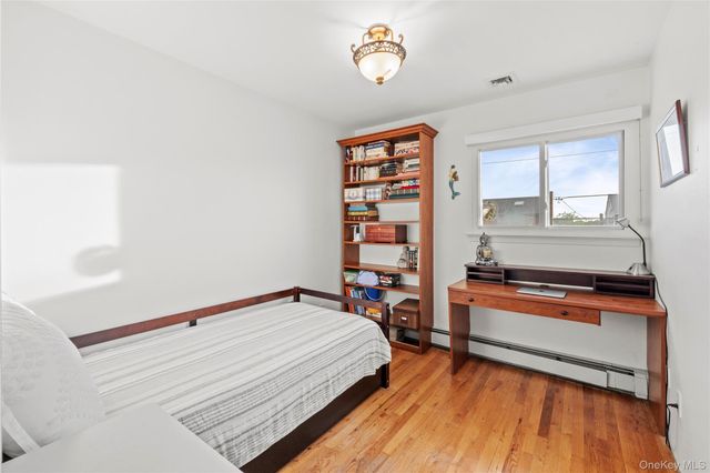 519 Nassau Avenue, Freeport, NY 11520